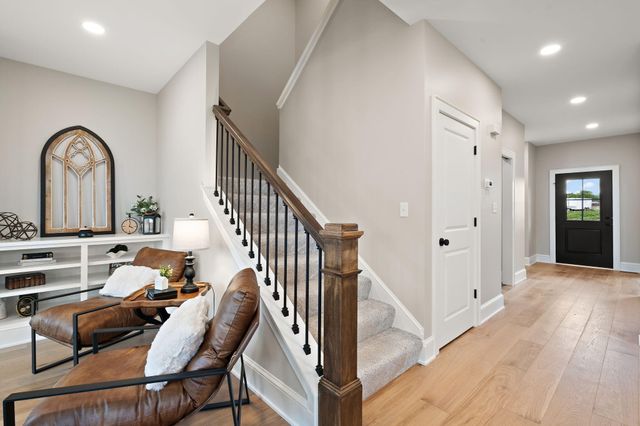 2230 Redwood Lane, Chesterton, IN 46304