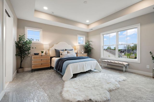2230 Redwood Lane, Chesterton, IN 46304