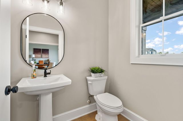 2230 Redwood Lane, Chesterton, IN 46304