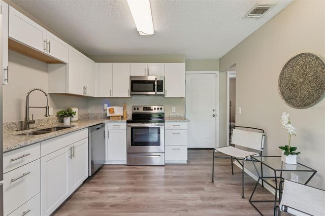 533 MADRIGAL COURT, Orlando, FL 32825
