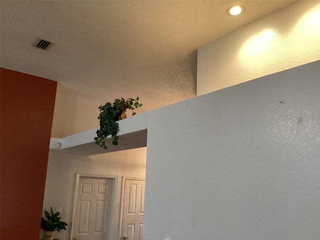 702 Rawlins Drive, Lancaster, TX 75146
