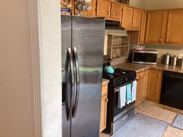 702 Rawlins Drive, Lancaster, TX 75146