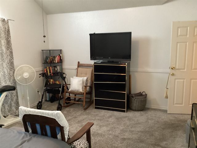 702 Rawlins Drive, Lancaster, TX 75146