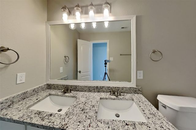 8000 N Tarrytown Crossing Drive, Conroe, TX 77304