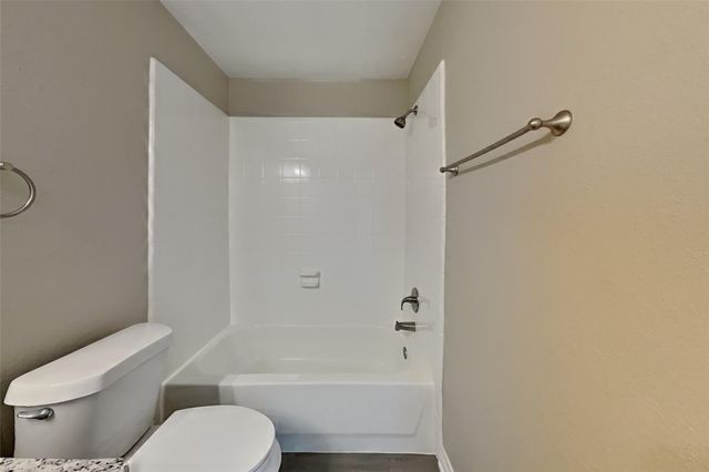 8000 N Tarrytown Crossing Drive, Conroe, TX 77304