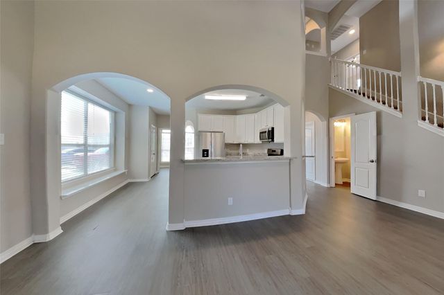 8000 N Tarrytown Crossing Drive, Conroe, TX 77304
