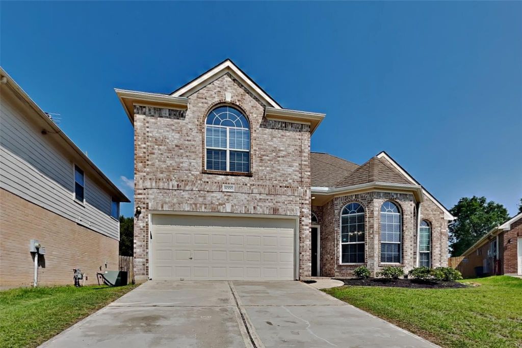 8000 N Tarrytown Crossing Drive, Conroe, TX 77304