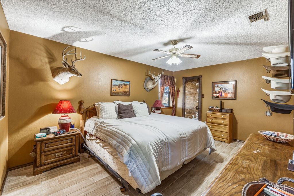 Image 15 of property listing at 5601 Mullins Crossing Road, Miles, TX 76861
