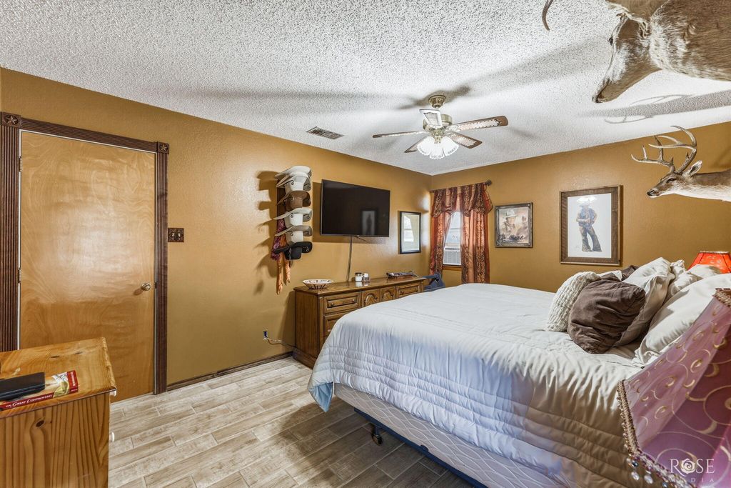 Image 16 of property listing at 5601 Mullins Crossing Road, Miles, TX 76861