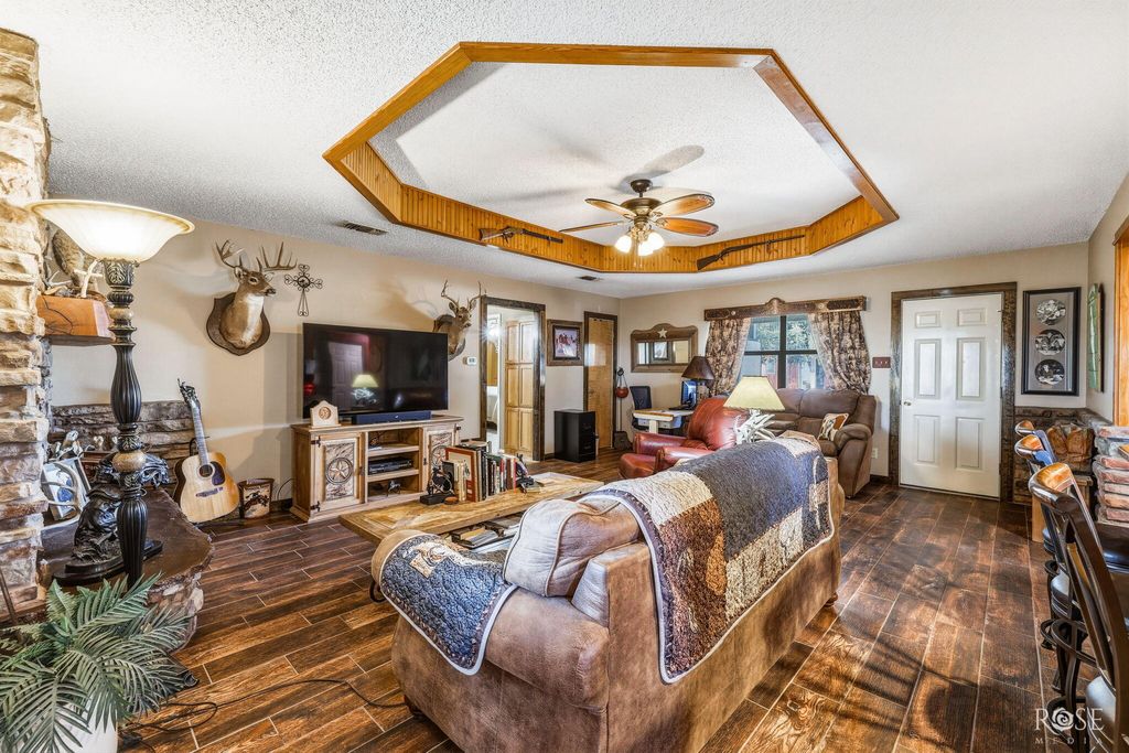 Image 6 of property listing at 5601 Mullins Crossing Road, Miles, TX 76861
