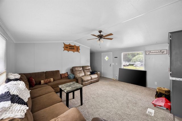 105 Syble Jean Drive, Burleson, TX 76028