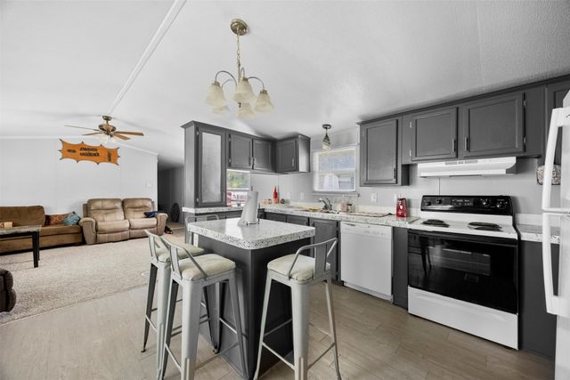 105 Syble Jean Drive, Burleson, TX 76028