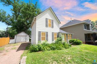 1406 S Dakota Ave Ave, Sioux Falls, SD 57105