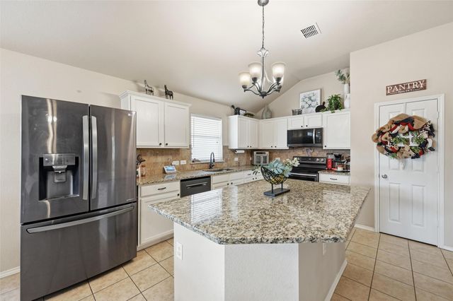 5633 Broken Gap Drive, Fort Worth, TX 76179