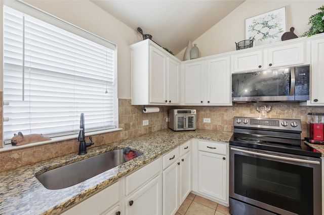 5633 Broken Gap Drive, Fort Worth, TX 76179