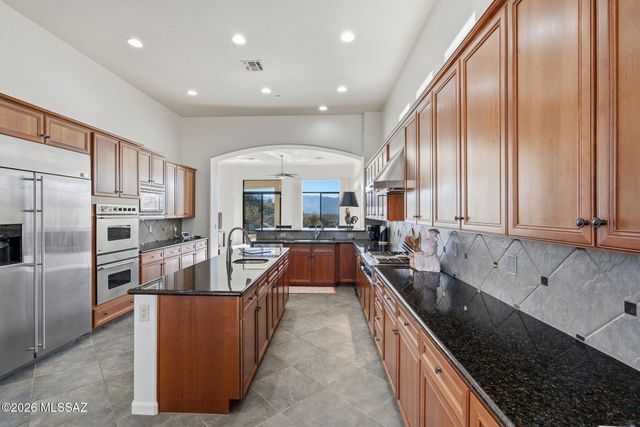 4042 N Black Rock Drive, Tucson, AZ 85750