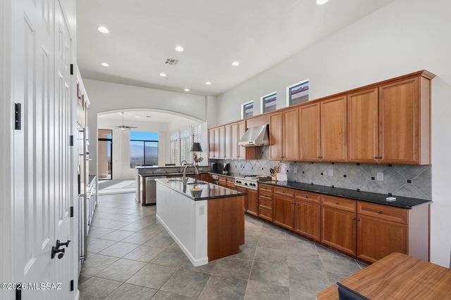 4042 N Black Rock Drive, Tucson, AZ 85750