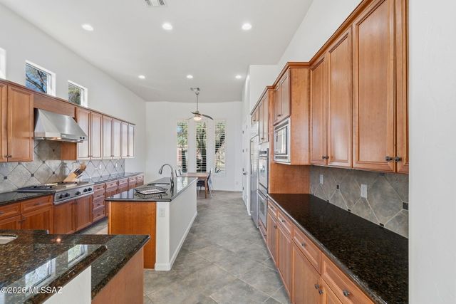 4042 N Black Rock Drive, Tucson, AZ 85750