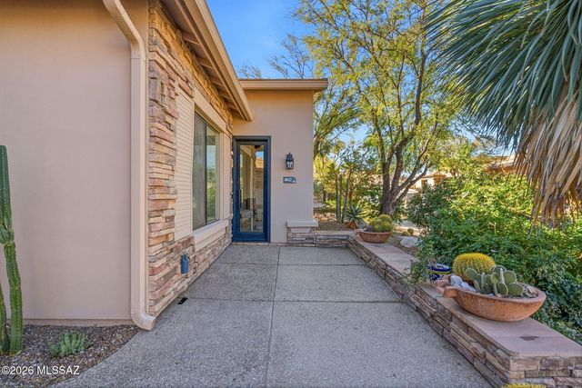 4042 N Black Rock Drive, Tucson, AZ 85750