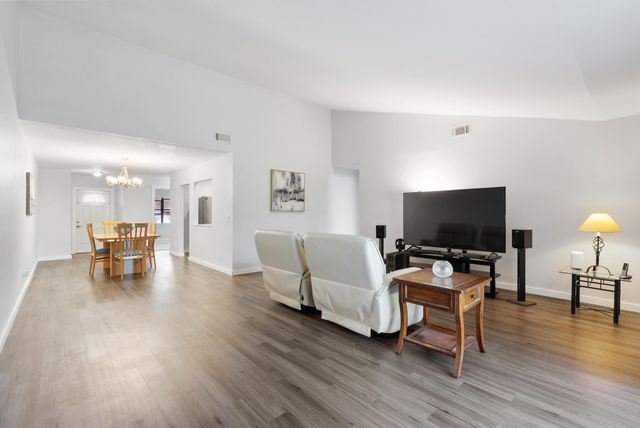 6731 Bridlewood Court, Boca Raton, FL 33433