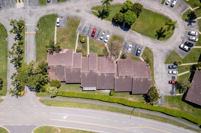 6731 Bridlewood Court, Boca Raton, FL 33433