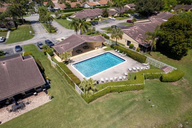 6731 Bridlewood Court, Boca Raton, FL 33433