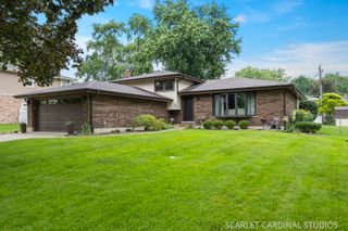 420 Pierce Avenue, Roselle, IL 60172
