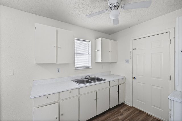 500 Hwy 22, Meridian, TX 76665