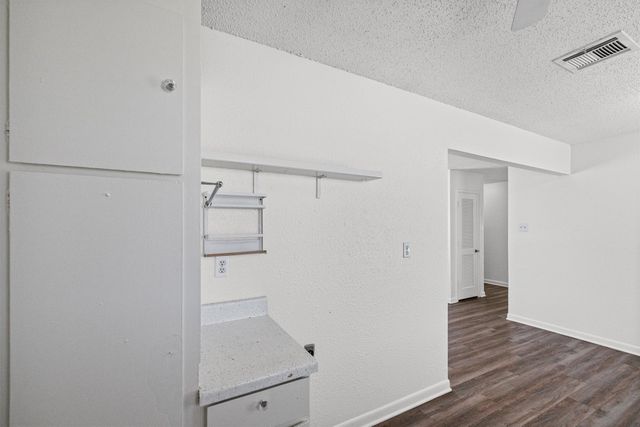 500 Hwy 22, Meridian, TX 76665