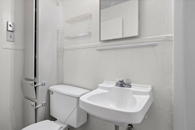 500 Hwy 22, Meridian, TX 76665