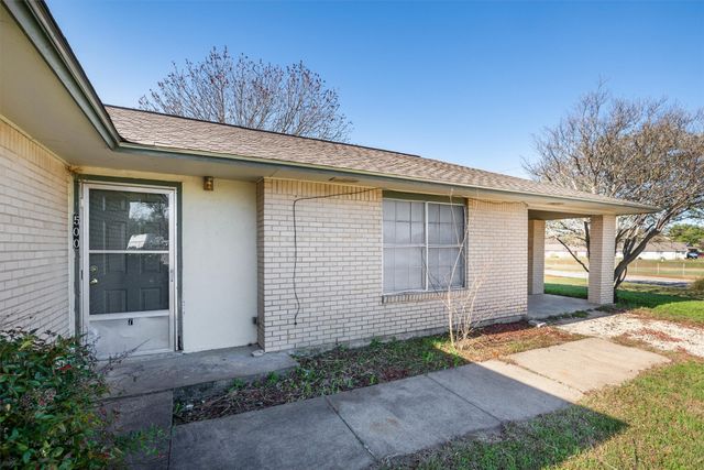 500 Hwy 22, Meridian, TX 76665