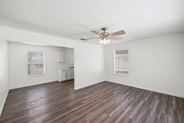 500 Hwy 22, Meridian, TX 76665