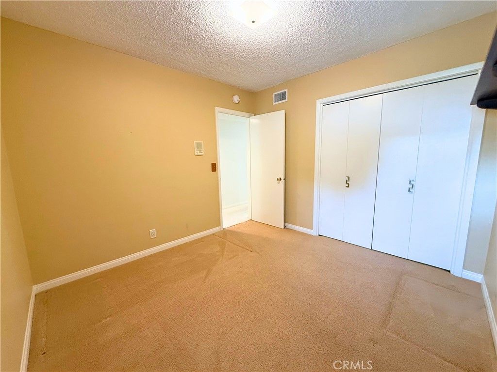 Image 11 of property listing at 10933 Jordan Road, Whittier, CA 90603