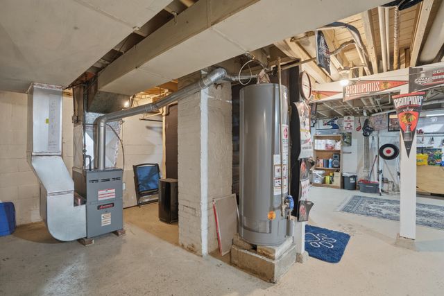 7623 Monroe Avenue, Hammond, IN 46324