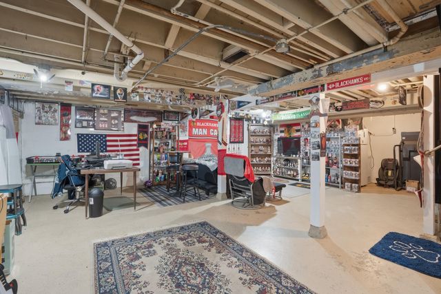 7623 Monroe Avenue, Hammond, IN 46324