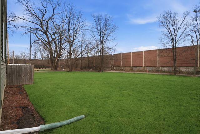 7623 Monroe Avenue, Hammond, IN 46324