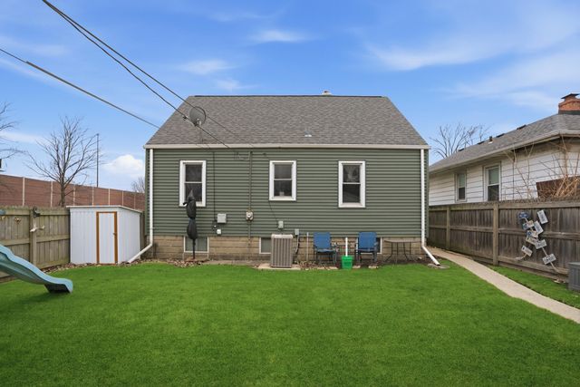 7623 Monroe Avenue, Hammond, IN 46324