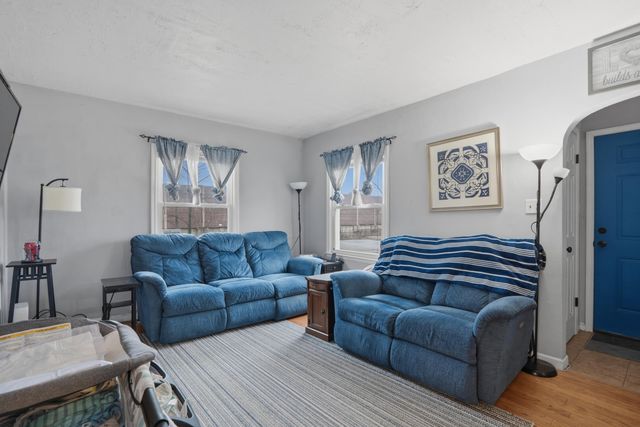 7623 Monroe Avenue, Hammond, IN 46324