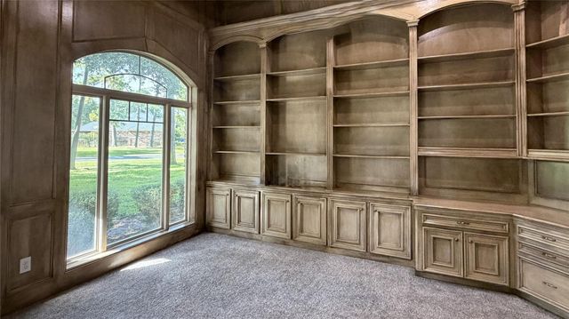 8615 Haven Woods Way, Tomball, TX 77375