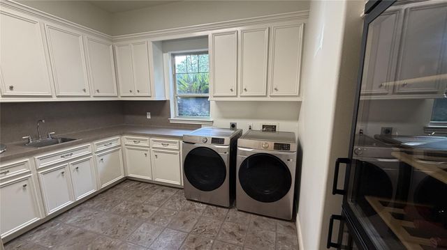 8615 Haven Woods Way, Tomball, TX 77375