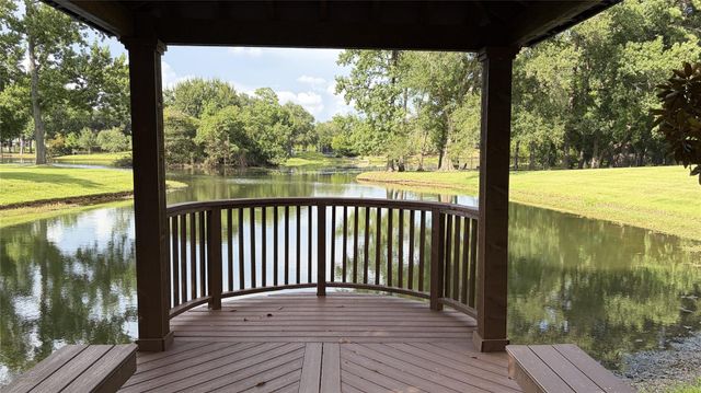 8615 Haven Woods Way, Tomball, TX 77375