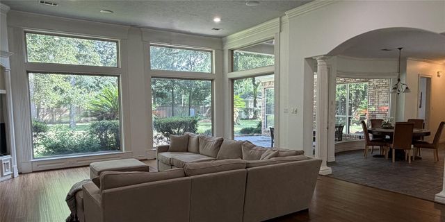 8615 Haven Woods Way, Tomball, TX 77375