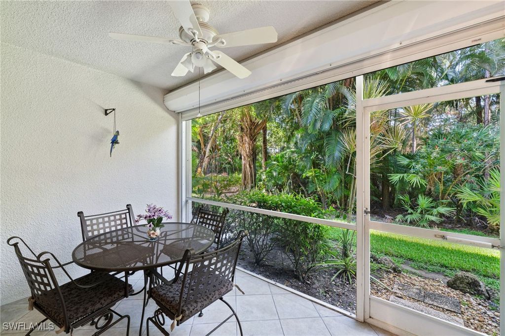 2325 Hidden Lake DR 3809, Naples, FL 34112