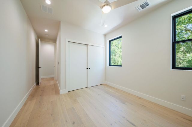 6315 Del Monte RD A, Austin, TX 78741