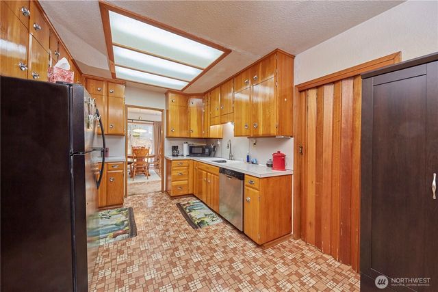 1858 SE Cedar Road, Port Orchard, WA 98367