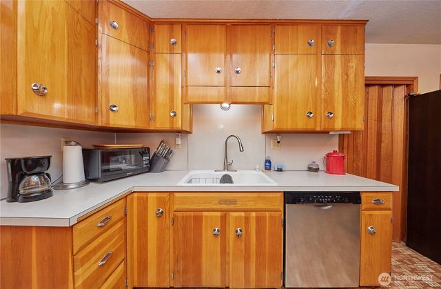 1858 SE Cedar Road, Port Orchard, WA 98367