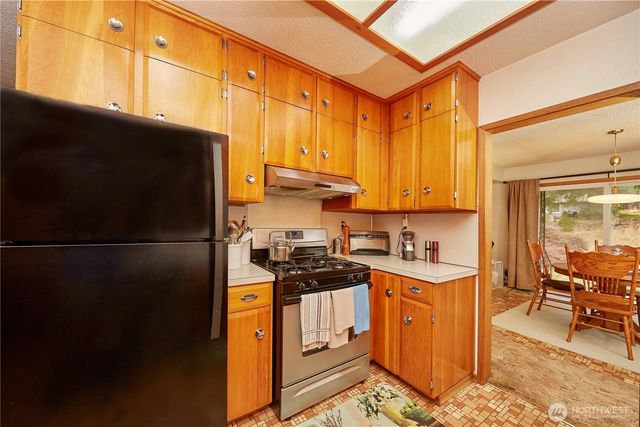 1858 SE Cedar Road, Port Orchard, WA 98367