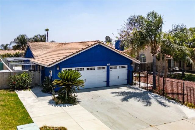 14845 Hibiscus, Fontana, CA 92335