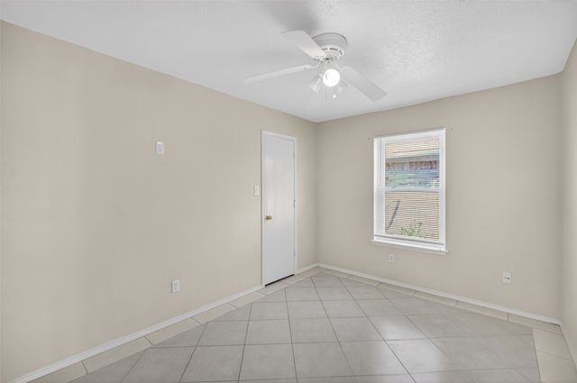 7016 Snowivy Court, Arlington, TX 76001