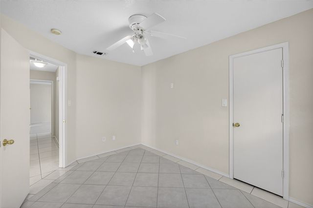 7016 Snowivy Court, Arlington, TX 76001